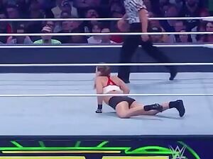 Ronda on all fours