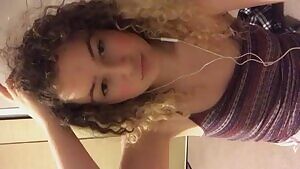 What’s your favorite horror movie? 🤔🖤