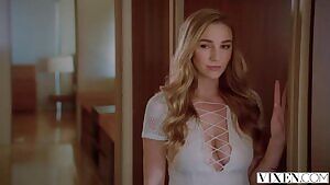 Kendra Sunderland, Blair Williams