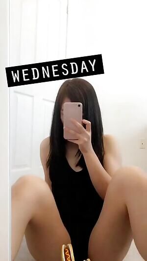 Happy hump day darlings! 😸😽