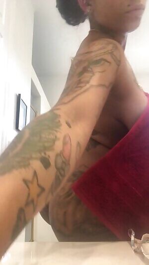 Amazing Cheek Control