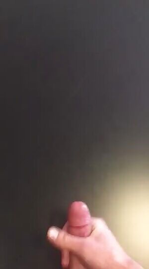 Cumming for over 20 seconds!