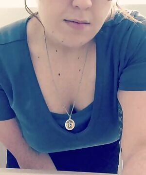 Quick sneak peek or you all while I was at work. Hope you enjoy. 💕