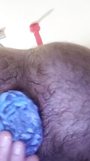 First video, first time playing with my first toy Tyv. That's a lot of firsts 😂