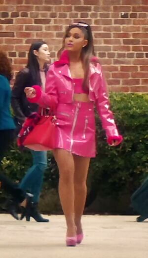 I want to fuck Ariana while she wears nothing but those pink heels!