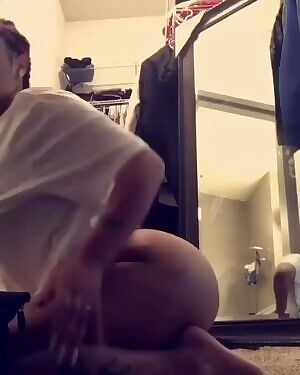 Lusting Lilly aka lillycatelaya