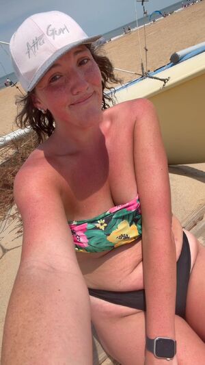 Public Urination Amateur Beach Brunette MILF
