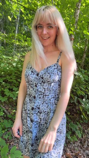 Real Outdoor Enjoyers Blonde Camgirl Dress