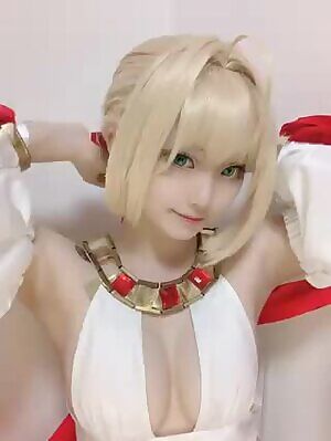 Empress Nero Cosplay by @URUR__s