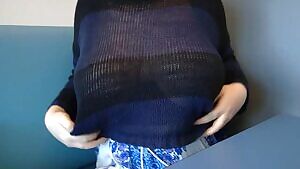 Showing off my 14F aussie tits in the library  🇦🇺