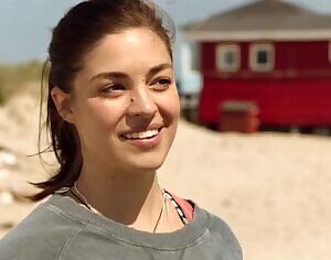 Natalie Madueno sweet back plot in 'Swinger'