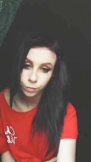 Those eyes and lips tell me she gives great head