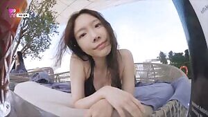 Taeyeon shaking her tits