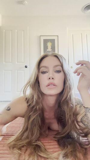 Seductive 19honeysuckle 24/7 Ass Back Arched
