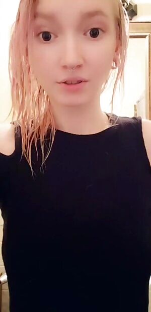 A nice reveal with a little shake