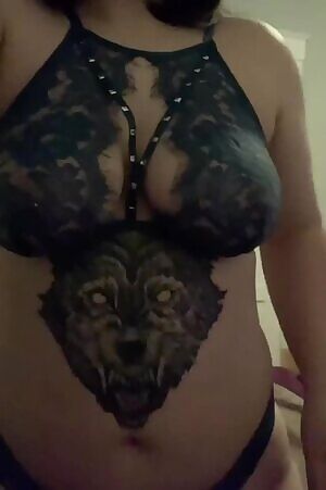 Sorry for the bad lighting 💜