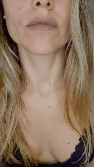 Giantess IRL Lips Lipstick Vore