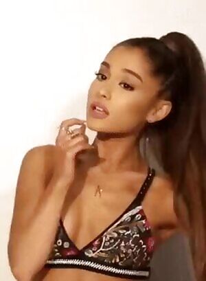 I would love to swallow all my cum for goddess Ari