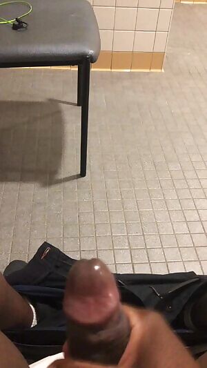 Female Redditor got me worked up at WORK