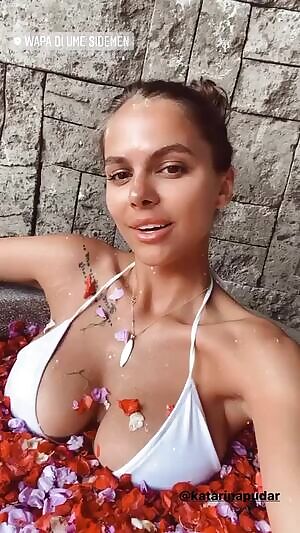 Viki and Katarina - 2