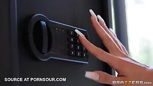 Desiree-Dulce-Boned-By-The-Butler-Part-1-BrazzersExxtra