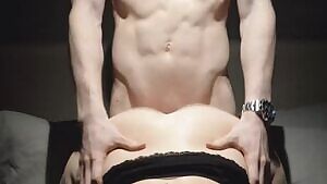 irst attempt at a gif - booty in otion!