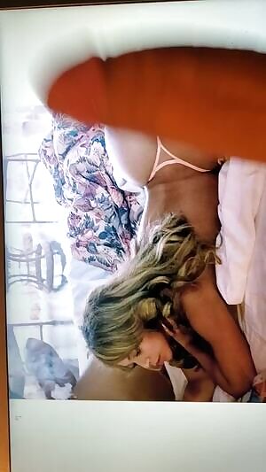 Beyonce Cum Tribute. Next poll in comments!