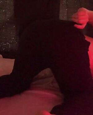 I love getting naked 🤤🥰