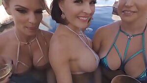 Krissy Lynn, Vanessa Cage, Rachel