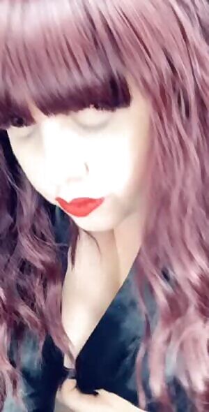 New To Kink? Don’t Be Shy... Mommy Will Guide You With My Experience And Knowledge... EXPERIENCED? I Will Push Your Limits And Make You Beg For More.