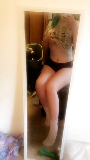 Rate my whore body and tell me how you’d use me..