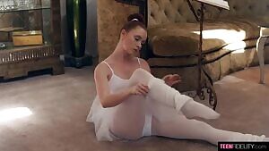 Athena Rayne - On Point Pussy