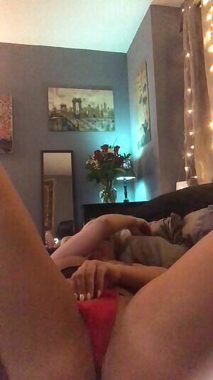 Yes, my skin is as sot as it looks 😽🛁🧴🧴