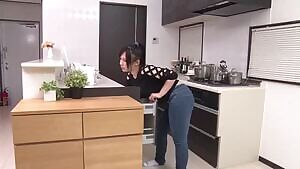 Big Boobs For Cooking – Mihane Yuki