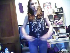 She Pees Her Pants on Webcam