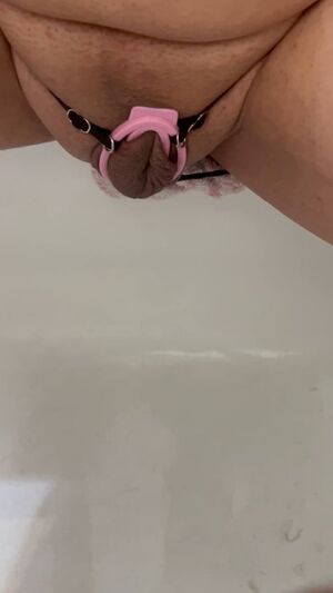 FuFu Clips Chastity Pee Peeing