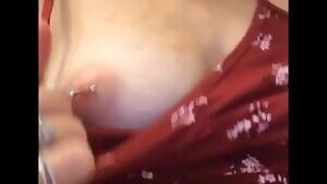 🔥🔥 4'11'' 93lbs - Here is a nice upclose video of me playing with my titties, thought you would like it😜💙💙