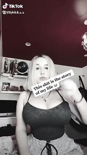 UNIT 🍒 @Kyra.a.a.a