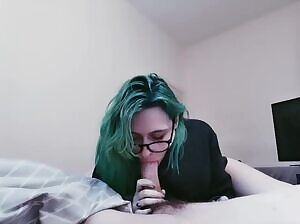 So I'm back, let's see if you can beat my last gif 😘