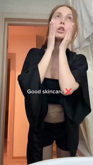 FitMilfs Blowjob Femboy Fit Goddess