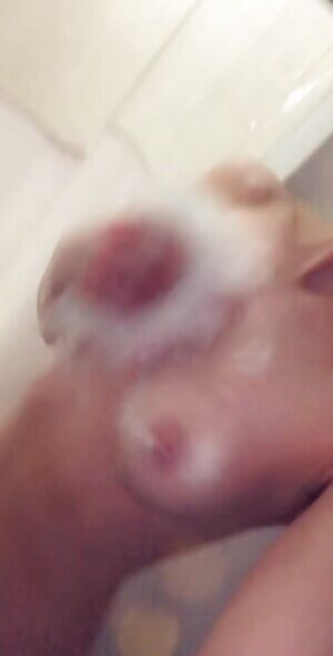 19 thought id share off to my peeping toms to start the weekend right!