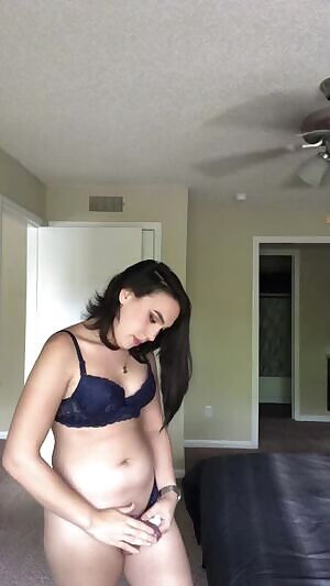 Love playing with my tenga egg.