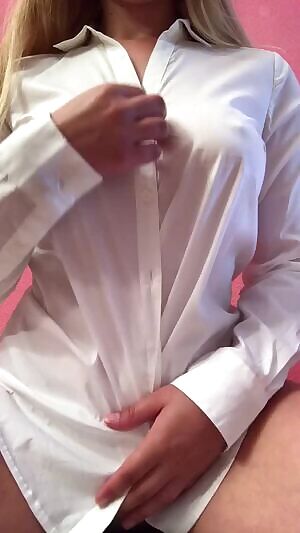 Do i need to wear a bra under this?