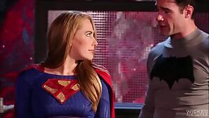 Supergirl is a super woman 💣💣💣