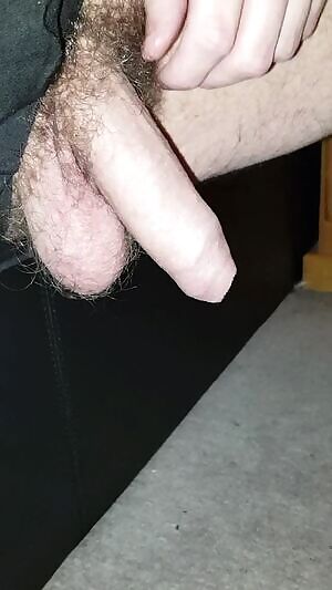 Playing gets my semi twitching 😈