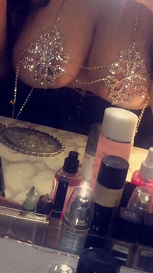 titty tuesday ✨
