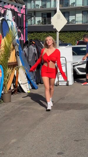 Young MILFs 19honeysuckle 60fps Big Tits