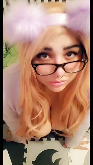 Please use my slutty little mouth. Availableal day and night to worship your cock in a vanilla or . 10 minutes heavy sexting sessions through kik or only $25! Hear me moan your name and beg for your cock 💕