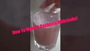How to make a rasberry milkshake