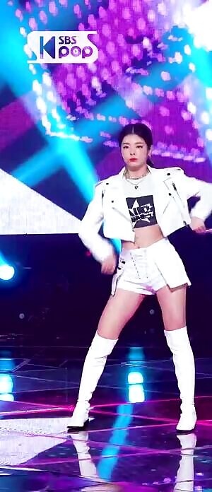 LIA - White shorts - w/slow mo